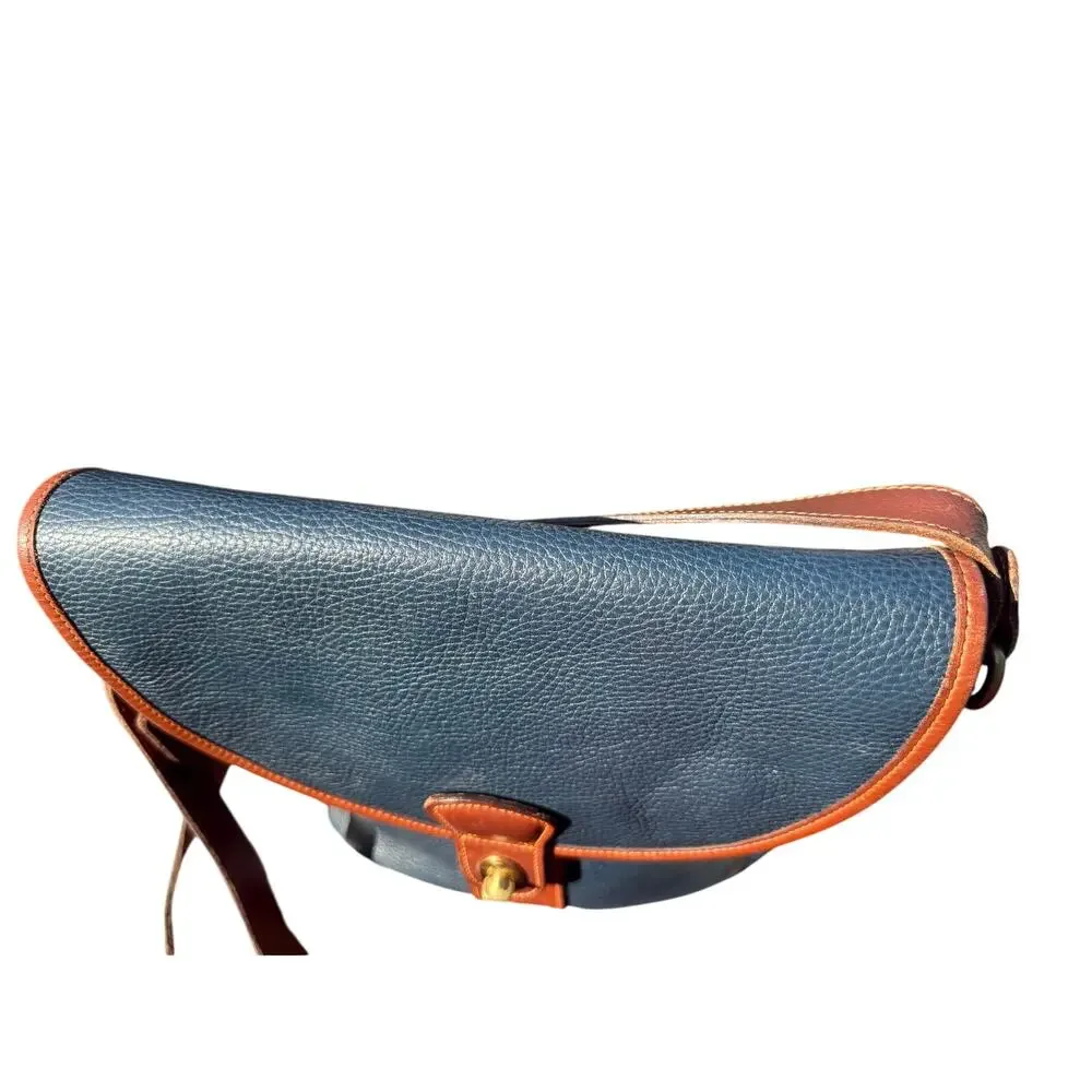 Vintage COACH Sheridan Pebbled Leather Crossbody